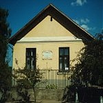 Kor�nyi Eml�kh�z