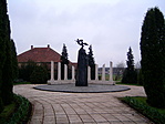 108. állomás: Mezőkövesd - I-II világháborús emlékmű 108. állomás: Mezőkövesd - I-II világháborús emlékmű