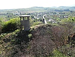 4. állomás: Sulyom-tető, géppuska fészek 4. állomás: Sulyom-tető, géppuska fészek