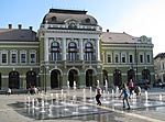 A megújult Városháza, a szökőkúttal A megújult Városháza, a szökőkúttal