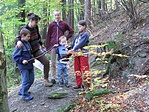 A Szent Vid kápolnánál Domi, Kriszta, Bogi, Botond és Vica A Szent Vid kápolnánál Domi, Kriszta, Bogi, Botond és Vica