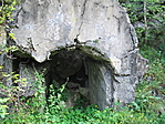 A bunker egyik berobbantott bejárata