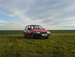 Suzy, a hős! (Szegény már elhitte magáról, hogy terepjáró) Suzy, a hős! (Szegény már elhitte magáról, hogy terepjáró)