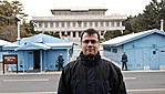 Egy jól őrzött határon; Észak- és Dél-Korea között Egy jól őrzött határon; Észak- és Dél-Korea között
